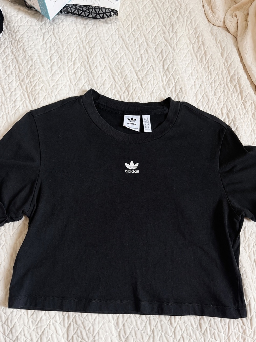 Adidas Originals Trefoil Black Cropped T-Shirt Women’s Medium